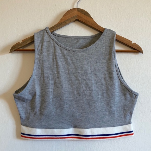 Tops - NWOT Athletic Style Cropped Tank Top